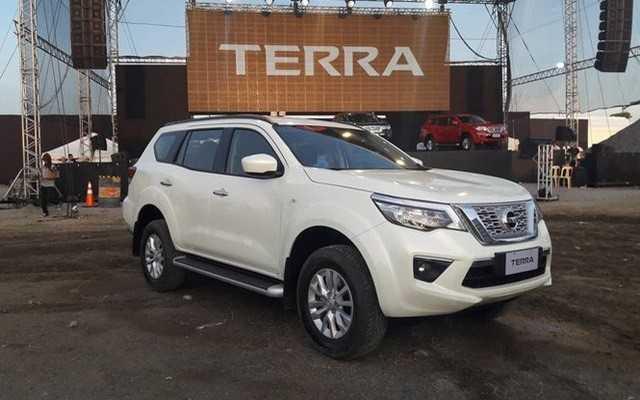 Nissan Terra 2018
