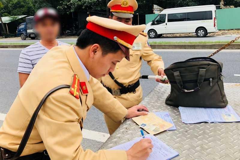 xử phạt vi phạm giao thông