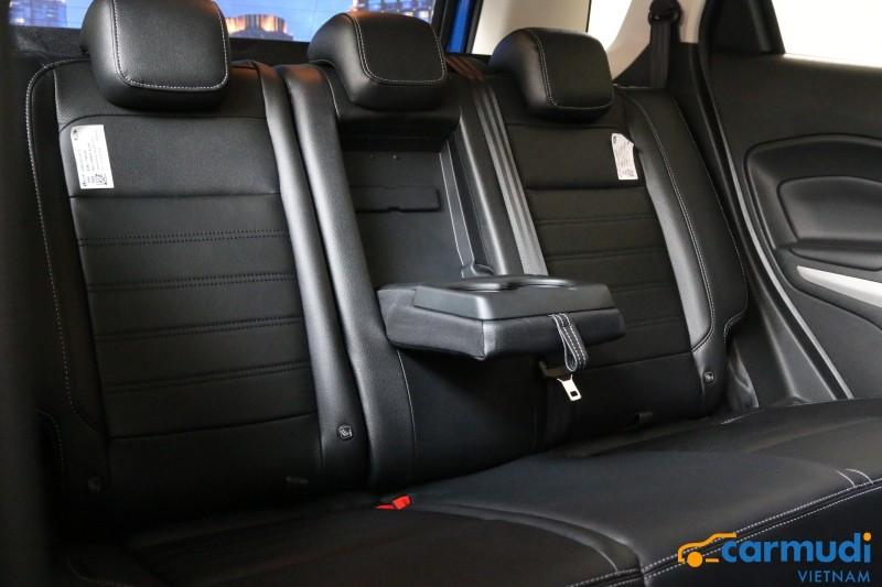 xe Ford EcoSport Titanium 2018