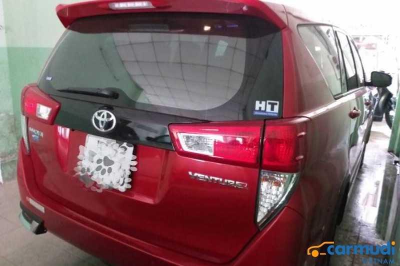 xe Toyota Innova Venturer 2018