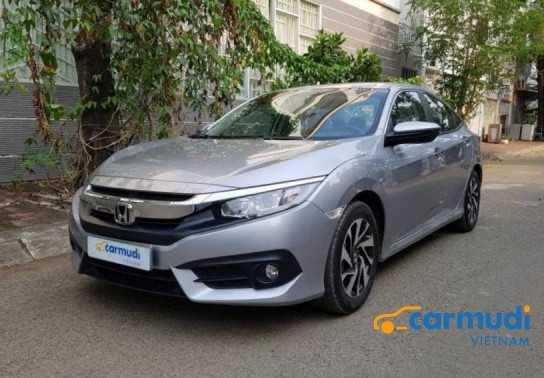 Vừa đi 3.000 km, Honda Civic 2018 được bán với giá rẻ hơn Mazda3