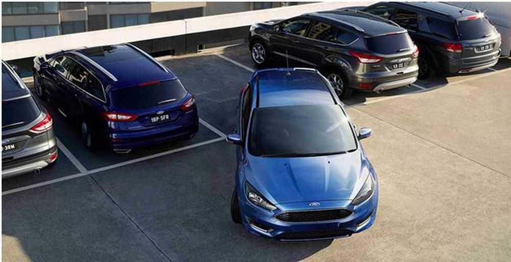 Không trả thẳng lái khi đỗ xe