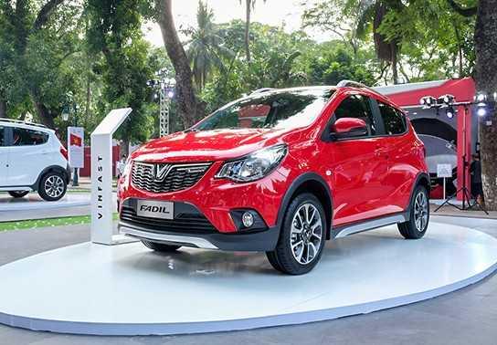 Ô tô cỡ nhỏ Vinfast Fadil chính thức ra mắt TP.HCM