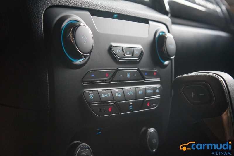 điều hòa xe Ford Everest 2018