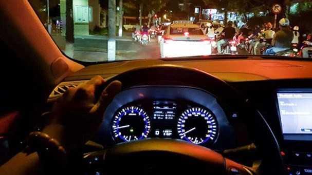 Làm quen bảng điều khiển