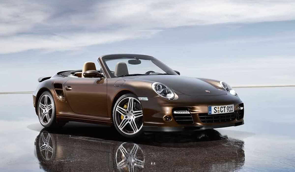 Năm sinh tuổi Đinh Tỵ: 1917, 1977 và 2037 (mệnh Thổ)