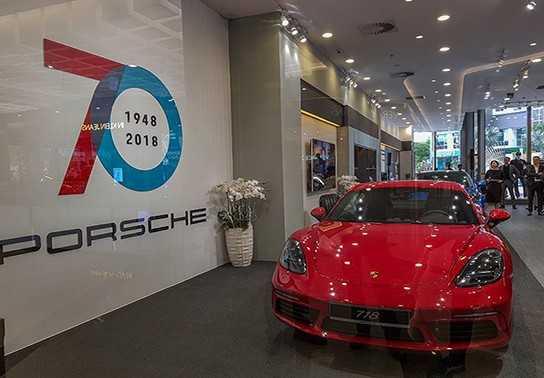 Porsche Việt Nam giới thiệu showroom mới tại Landmark 81
