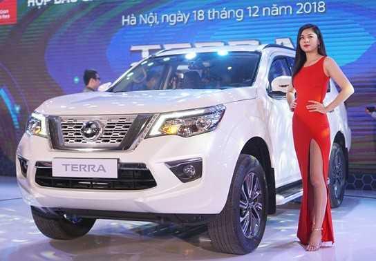 Nissan Terra chính thức bán ra tại Việt Nam, giá từ 988 triệu đồng