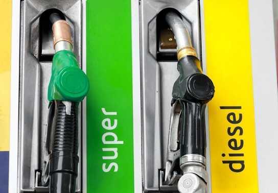 Những khác biệt cơ bản giữa động cơ xăng và động cơ dầu