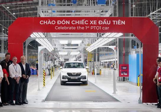 Vinfast LUX SA2.0 chính thức xuất xưởng và đang thử nghiệm tại Hải Phòng