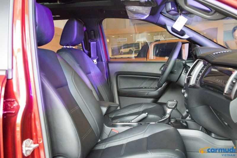 Nội thất xe Ford Everest 2022
