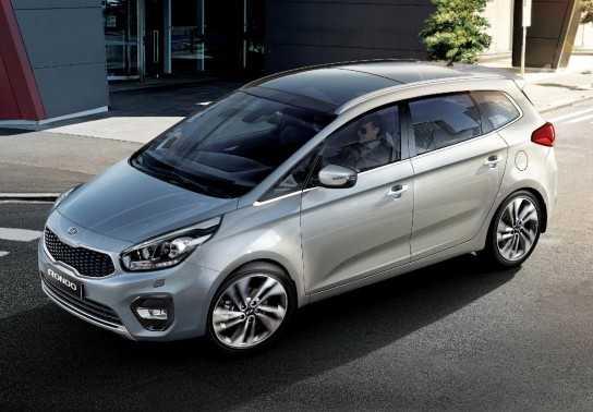 Kia Rondo bổ sung phiên bản số sàn với giá chỉ 585 triệu đồng