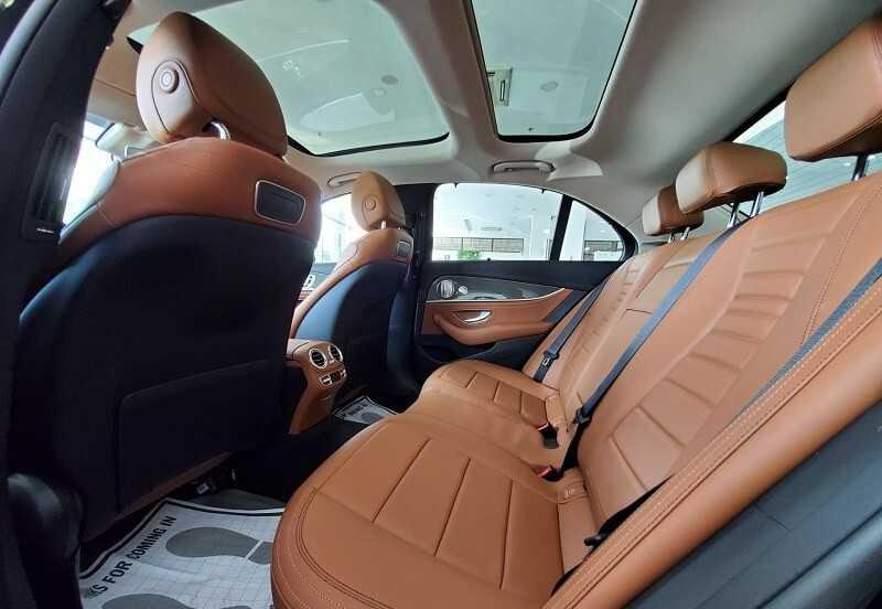 Nội thất Mercedes E 300 AMG 2019