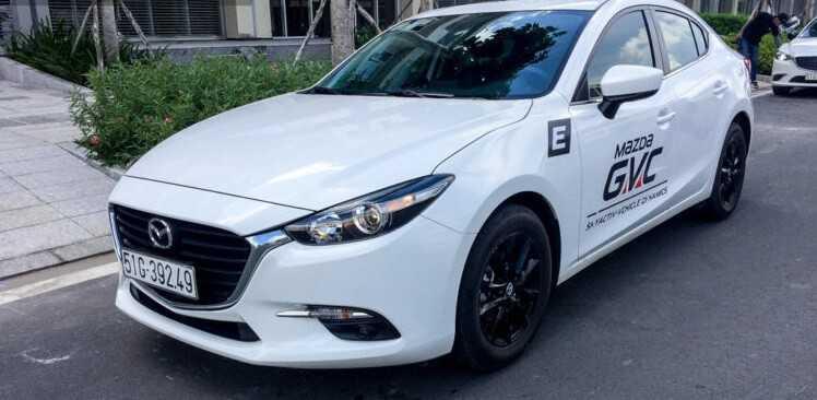 Mazda3 giảm giá đến 70 triệu