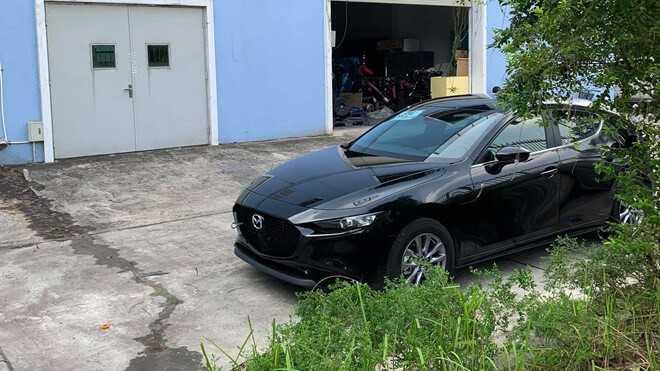 Mazda3 giảm giá đến 70 triệu