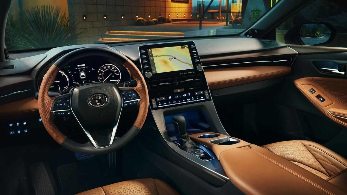 Khoang nội thất sang trọng của Toyota Avalon.