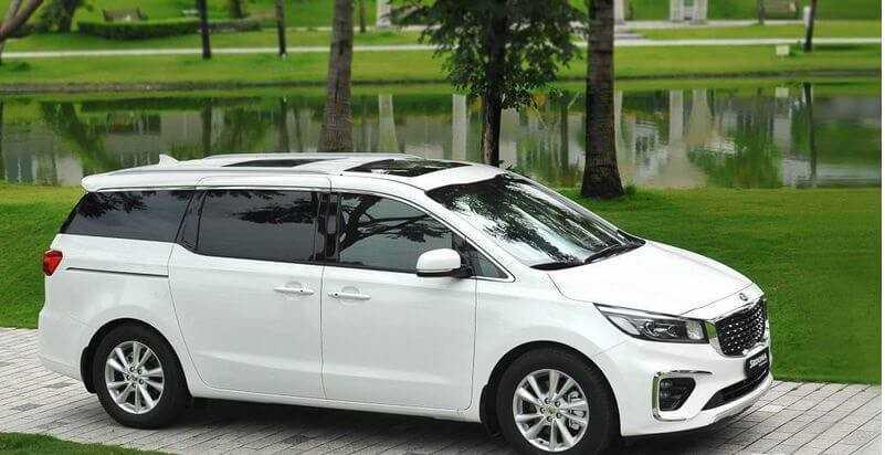 Kia giảm giá xe hàng loạt