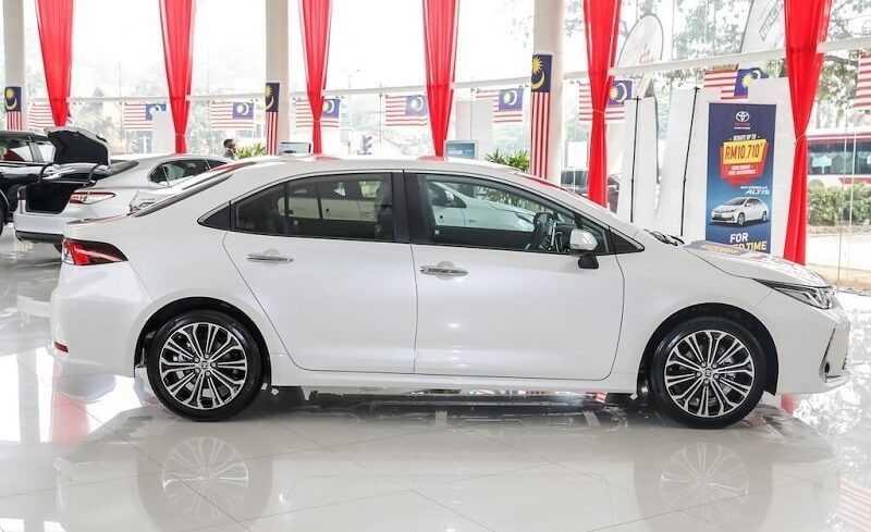 Góc nghiêng Toyota Corolla Altis thế hệ mới