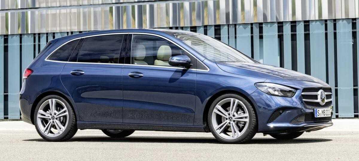 MPV Mercedes-Benz B200 Progressive Line ra mắt thế hệ mới với giá 1,3 tỷ đồng