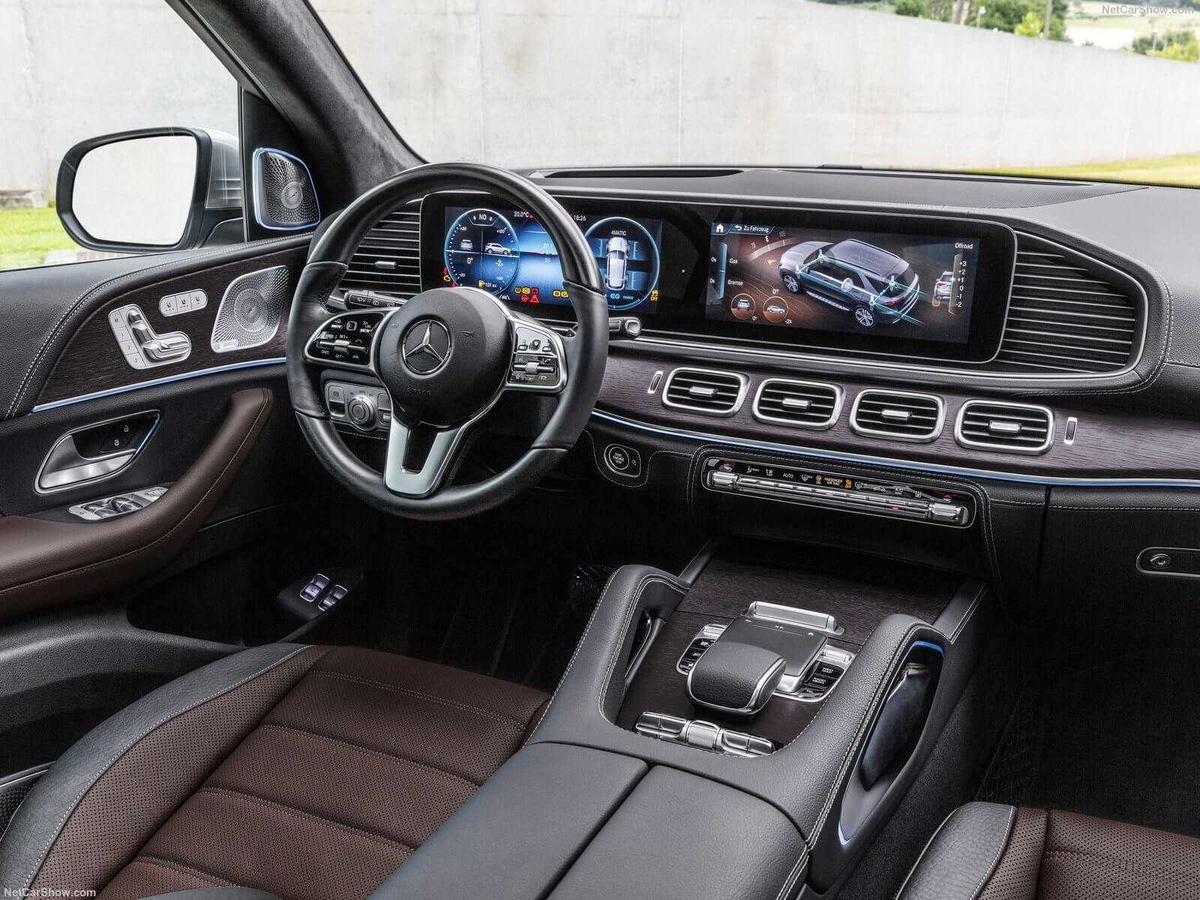 Cơ hội mua xe dành cho người tiêu dùng Việt: Loạt xe mới đáng chú ý ra mắt trong tháng 10