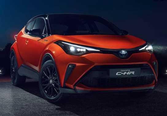 Hyundai Kona phải dè chừng, Toyota C-HR quay lại sàn đấu hậu nâng cấp