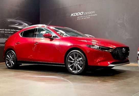 HOT: Chiêm ngưỡng Mazda3 2020 được trưng bày tại đại lý Việt Nam trước ngày ra mắt