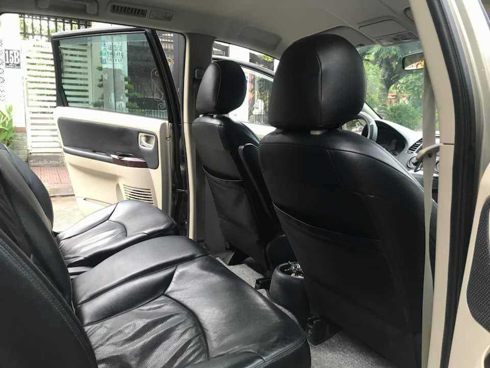 Xe cũ Mitsubishi Grandis giá phổ thông phù hợp túi tiền của mọi gia đình Việt