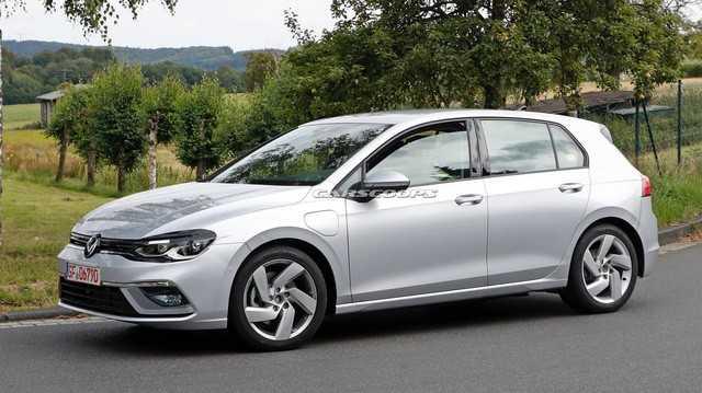 Lộ diện mẫu xe cạnh tranh ngôi vị bán chạy nhất thế giới của Toyota Corolla