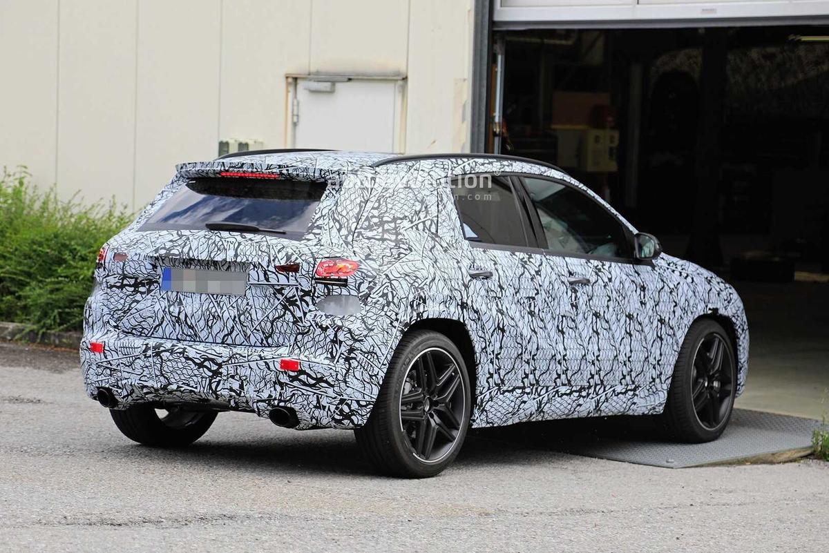 Mercedes-Benz GLA 2021