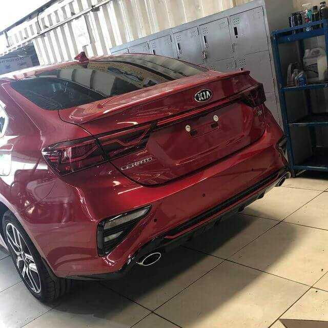  Kia Cerato bản nâng cấp đã có mặt tại đại lý