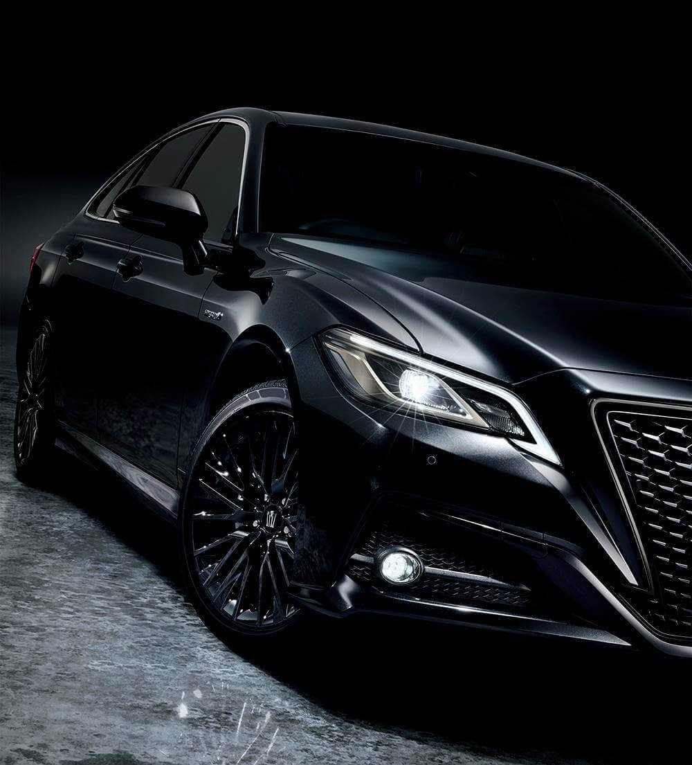 Toyota Crown Sport Style