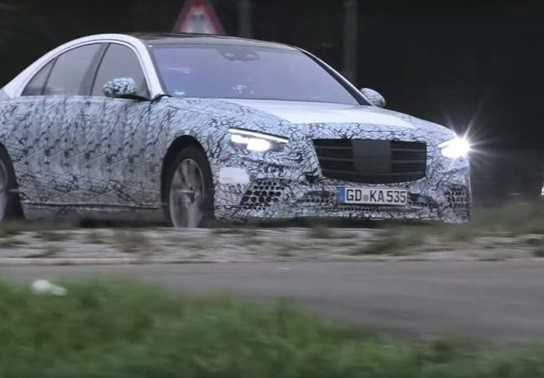 Lộ diện ảnh Mercedes-Benz S-Class chạy thử với trang bị mới
