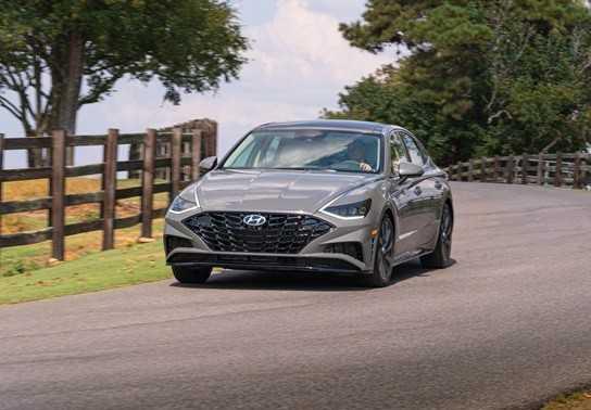 Hyundai Sonata 2020 bổ sung nhiều trang bị, chốt giá từ 542 triệu VNĐ