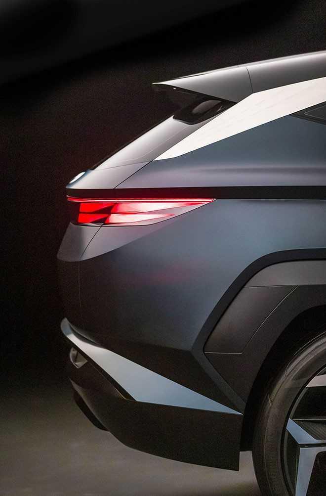 Huyndai Tucson kết hợp giữa các đường dập nổi và góc nhọn