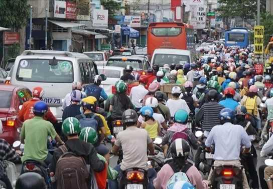 7 mẹo giúp việc lái xe hơi trong khung giờ cao điểm dễ dàng hơn