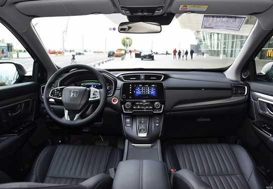 Nội thất xe Honda Breeze 2020