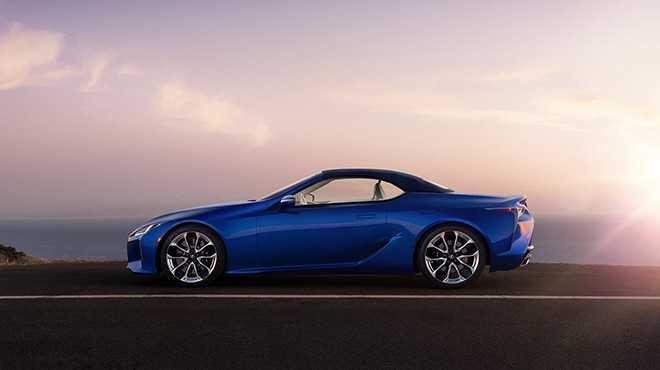 Kết cấu thân xe LC 500 phiên bản mui trần