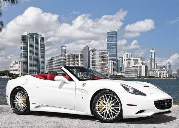 Tuổi Quý Hợi hợp màu xe gì?