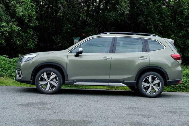 Subaru Forester nhập khẩu với giá giảm sâu cạnh tranh Honda CR-V