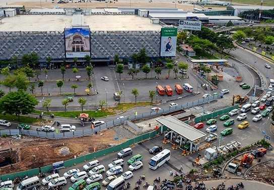 Miễn phí 10 - 15 phút cho các phương tiện vào sân bay