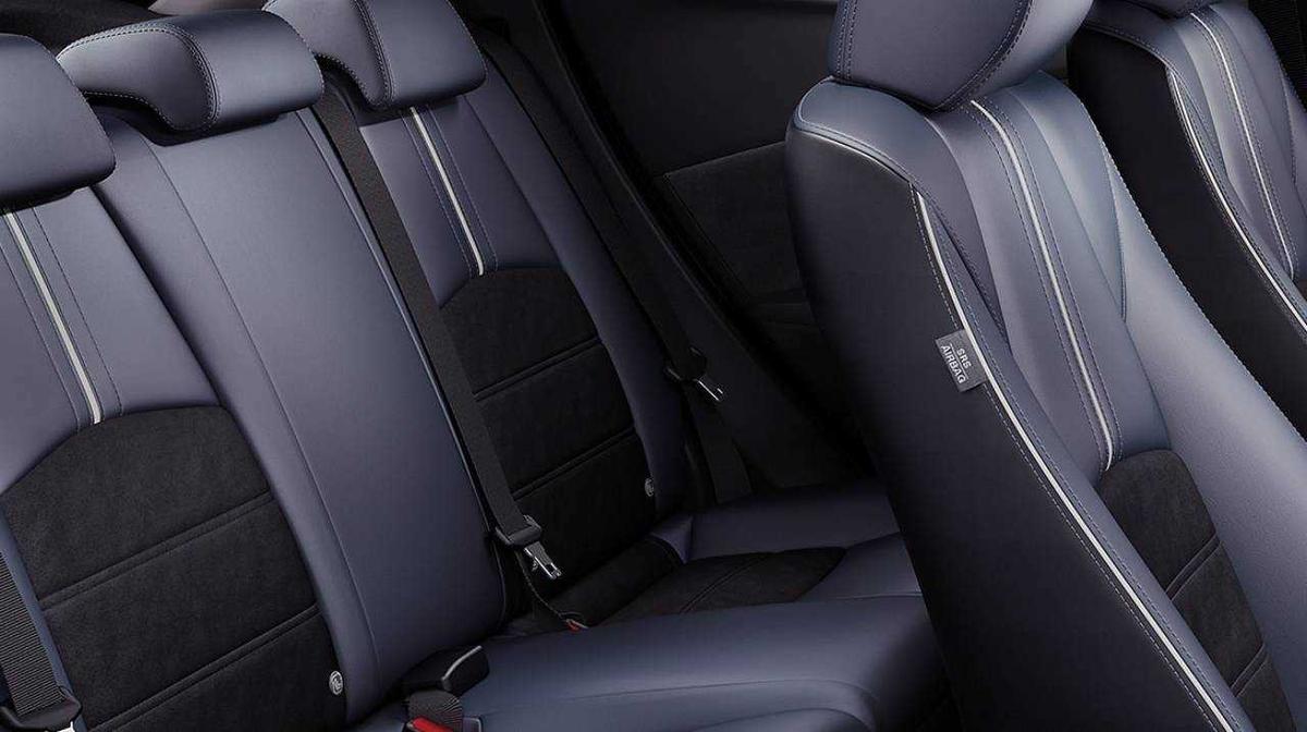 Nội thất xe Mazda2 Sedan 2020