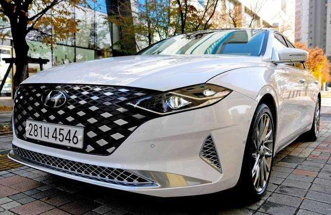 Ngoại thất xe Hyundai Grandeur 2020