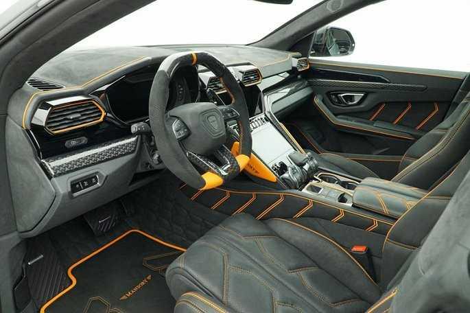 nội thất Lamborghini Urus 2020