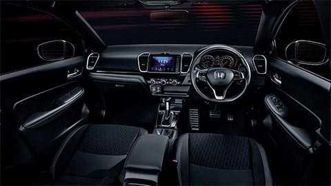 khoang lái honda city 2020