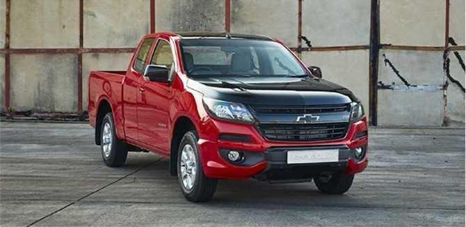 Ngoại thất xe Chevrolet Colorado RS