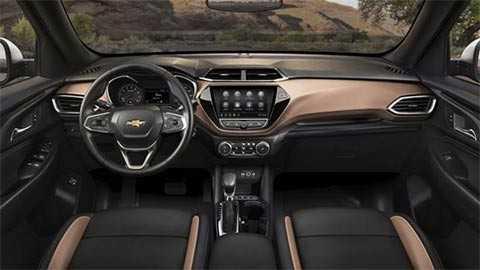 tay lái xe ô tô Chevrolet Trailblazer 2021