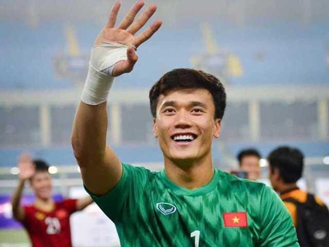 Thủ môn Bùi Tiến Dũn