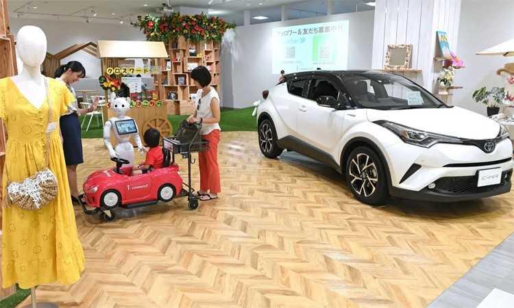 Các hãng xe đang có những cách tiếp cận mới để bán hàng nhằm vực dậy thị trường nhuốm màu ảm đạm.