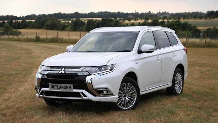 Mẫu SUV Mitsubishi Outlande nhận được ưu đãi lớn.