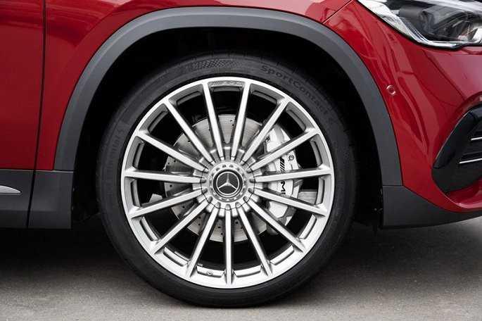 bánh xe GLA 35 4MATIC 2021 
